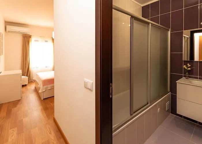 Abel - Great Location Albufeira